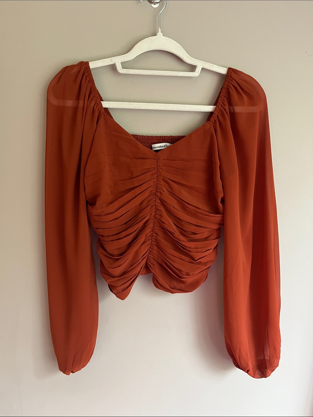 Abercrombie & Fitch Drama Puff Sleeve Ruched Cropped Rust Blouse size medium